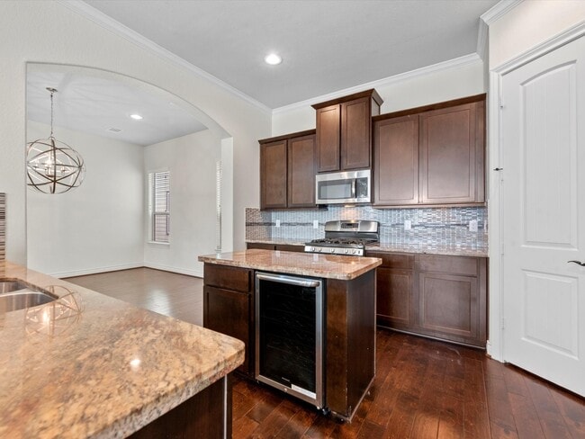 Building Photo - 5319 Kiam St