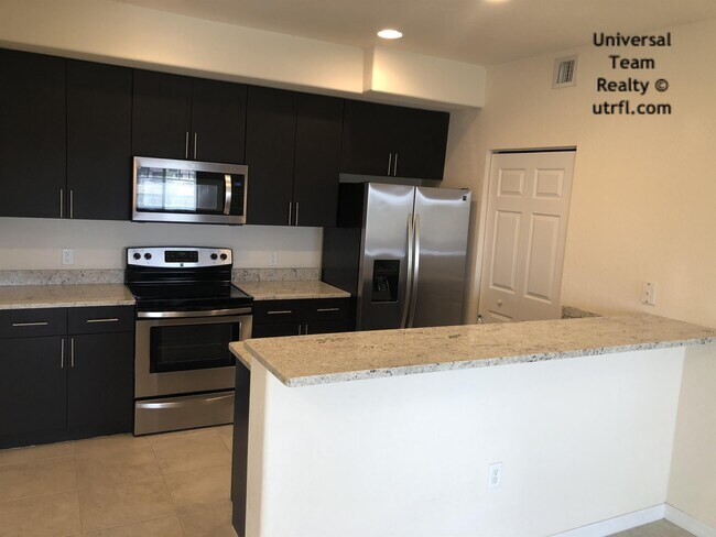 Building Photo - 13170 Bella Casa Cir