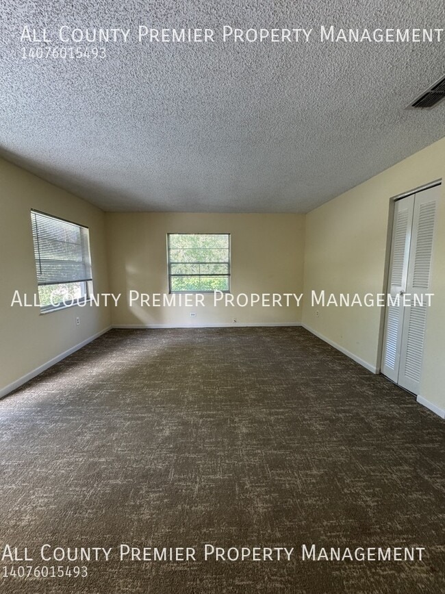 Building Photo - 5532 Rio Grande Ave