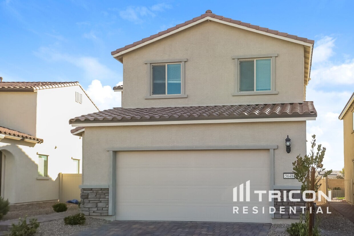 Foto principal - 5648 Red Cedar St