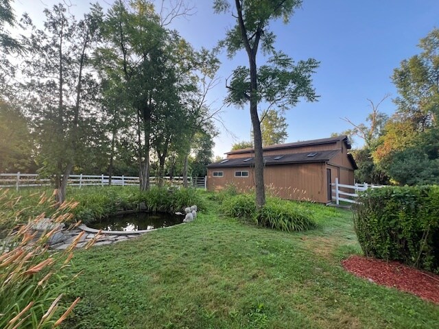 Foto del edificio - 14935 W Old School Rd