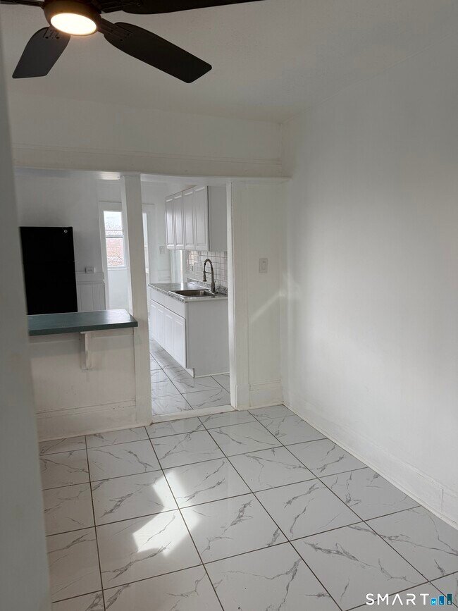 Foto del edificio - 429 Summit St