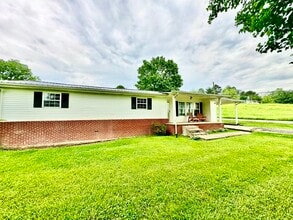 Building Photo - 481 Londonderry Rd