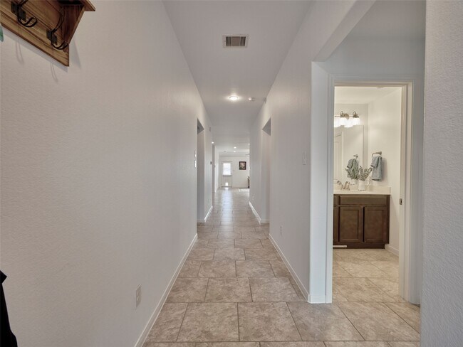 Building Photo - 12629 Pirate Bend Dr