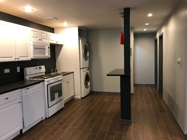 Foto del edificio - 10037 Walnut Terrace