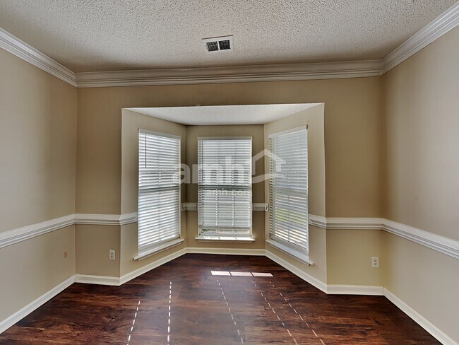 Building Photo - 14821 Ashlight Dr
