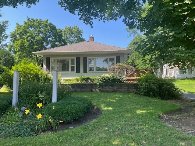 Foto principal - 4052 Old Grand Ave