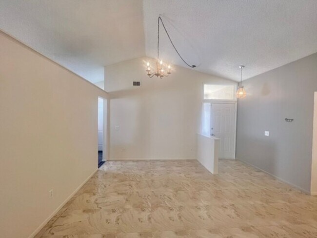 Foto del edificio - Orlando - 4 Bedroom, 2 Bathroom - $2550.00
