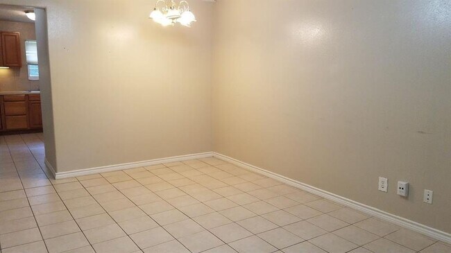 Foto del edificio - 14803 Scarlet Oak Dr