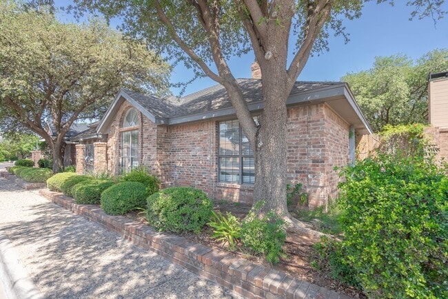 Building Photo - 103 Chukar Run