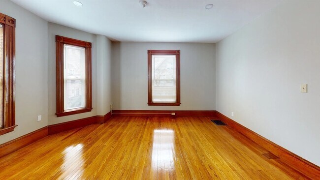 Building Photo - 69-71 Chandler St