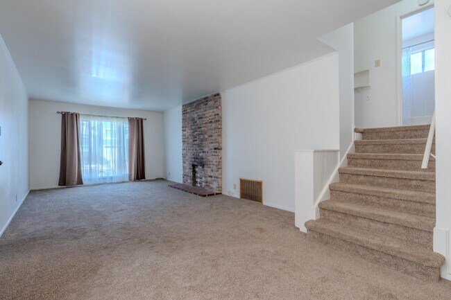 Foto del edificio - 35 Fairlawn Ave