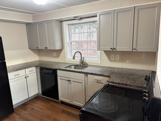 Foto del edificio - 321 Clinton St