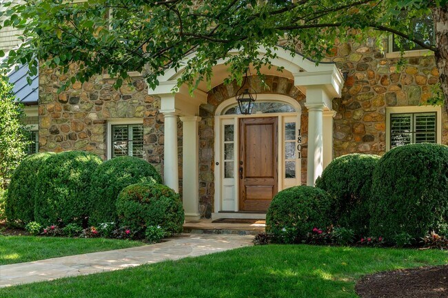 Foto del edificio - Exceptional Living in the Heart of Arlington, VA