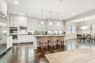 Building Photo - 139 Gildwood Pl