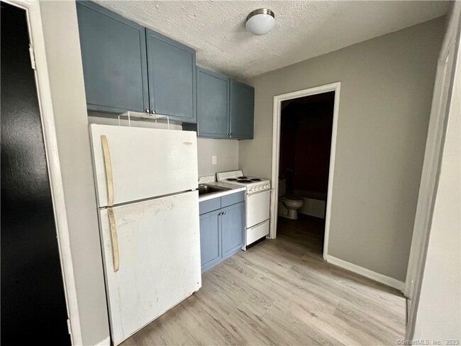 Building Photo - 85 Union Ave