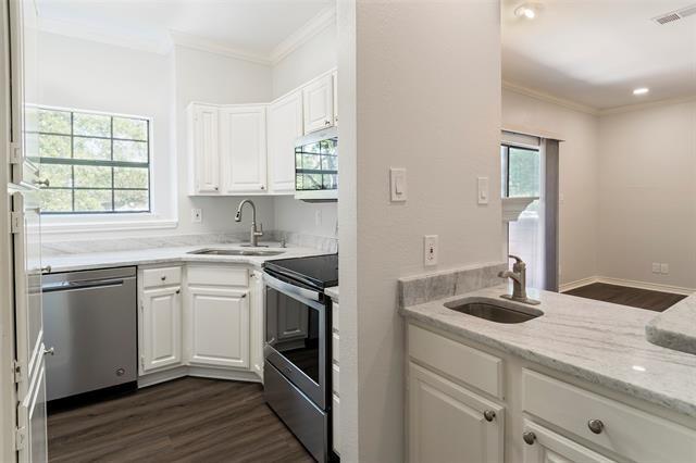 Foto principal - 3405 Binkley Ave