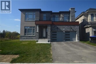 Building Photo - 81 Settlers Cres