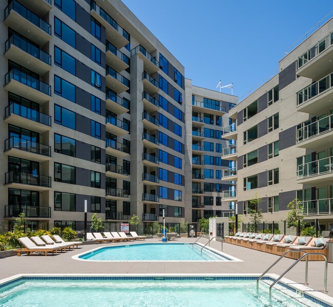 Foto del edificio - Linea