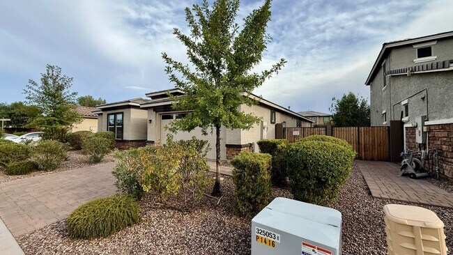 Building Photo - 1381 E Scorpio Pl
