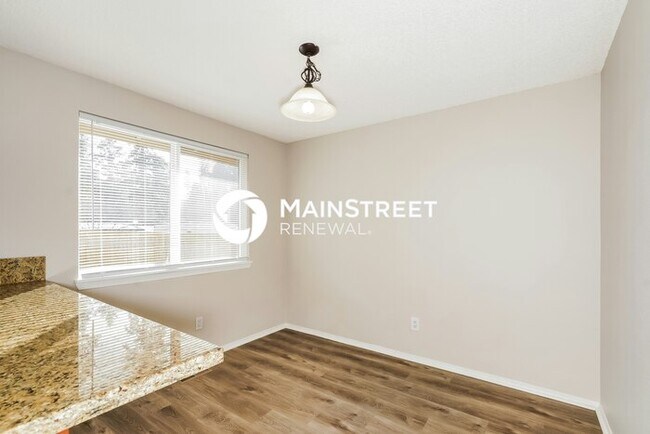 Foto del edificio - 3 Bedroom Pet-Friendly Home in PUYALLUP, W...