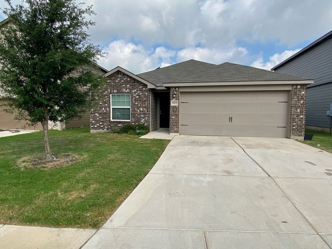 15127 Jetfire Pt, Von Ormy, TX 78073 House Rental in Von Ormy, TX