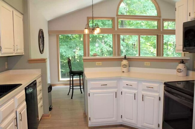 Foto del edificio - 7905 Spruce Creek Pl