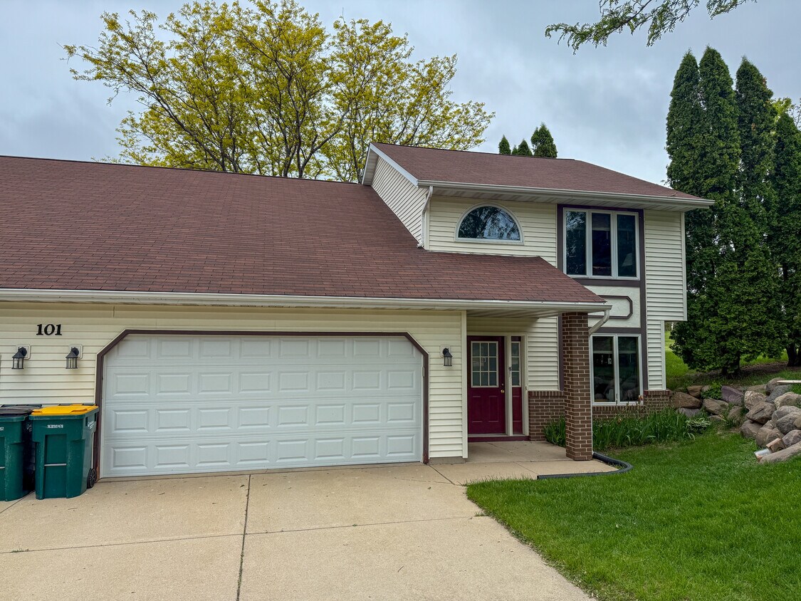 Foto principal - 101 Northlawn Dr