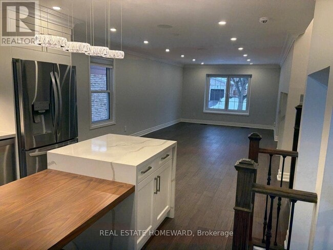 Building Photo - 33 Braeburn Dr