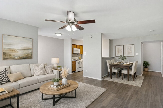 Building Photo - Solarium