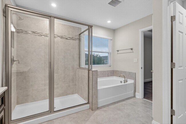 Building Photo - 411 Narrowleaf Dr