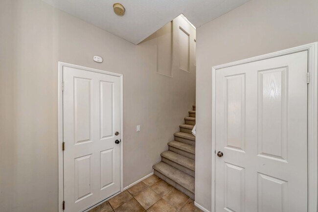 Building Photo - 137 Talmadge