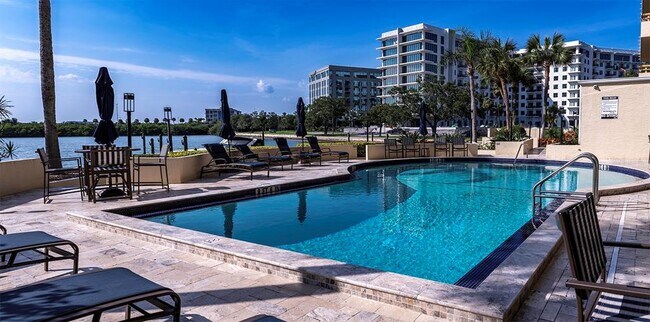 Building Photo - 5701 Mariner St