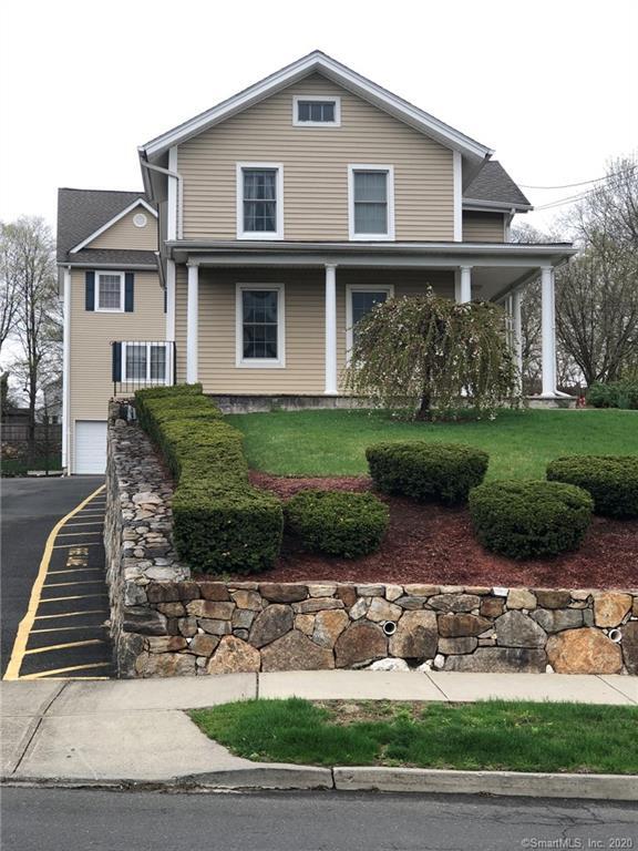 29 Town Hill Ave, Danbury, CT 06810 House Rental in Danbury, CT