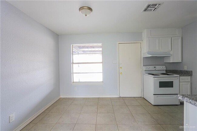 Foto del edificio - 720 E Sugarcane Dr