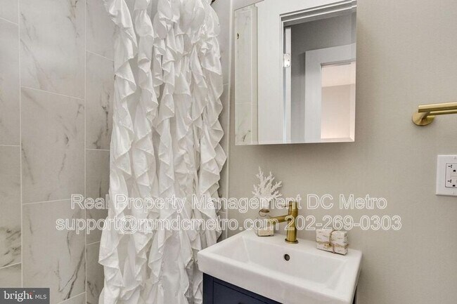 Foto del edificio - 304 Madison St NW