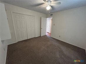 Building Photo - 1324 S Mesquite Ave