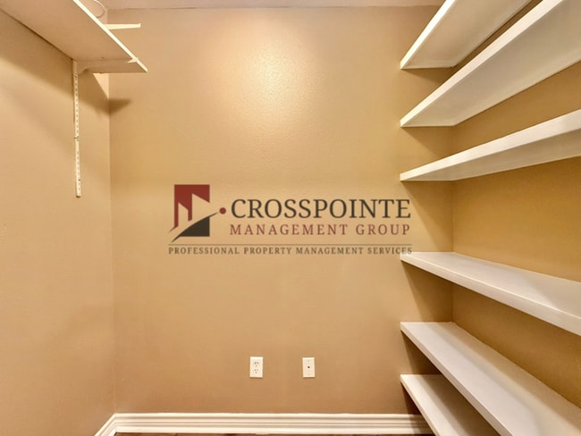 Building Photo - Tour Today! 4 Bedroom 2 Bathroom Home in Lindale!