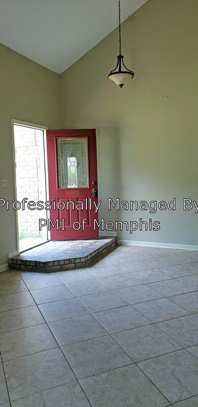 Foto del edificio - 242 S Walnut Bend Rd