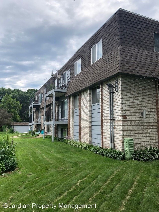 8061 Pleasant View Dr, Spring Lake Park, MN 55432 Apartment for Rent in Spring Lake Park, MN