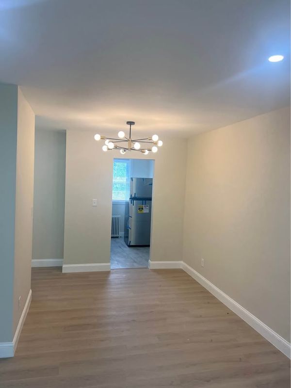 Foto del edificio - 430 Ridge Rd SE