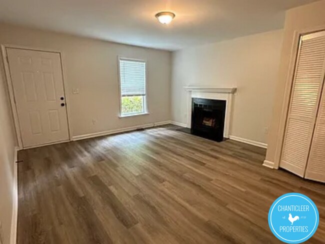 Building Photo - 25 Bashford Rd