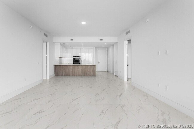 Foto del edificio - 220 Lake Shore Dr