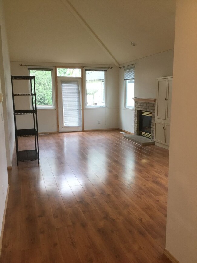Foto del edificio - Desirable Summerwind Community in Silverdale