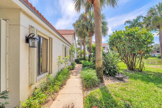 Building Photo - 502 Sea Oats Dr