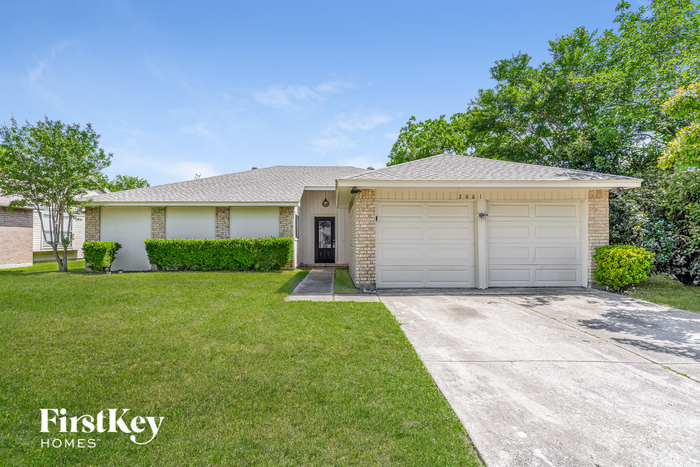Primary Photo - 2661 Claremont Dr