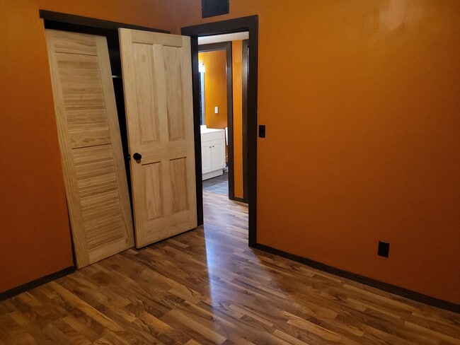 Building Photo - 75 Roland St