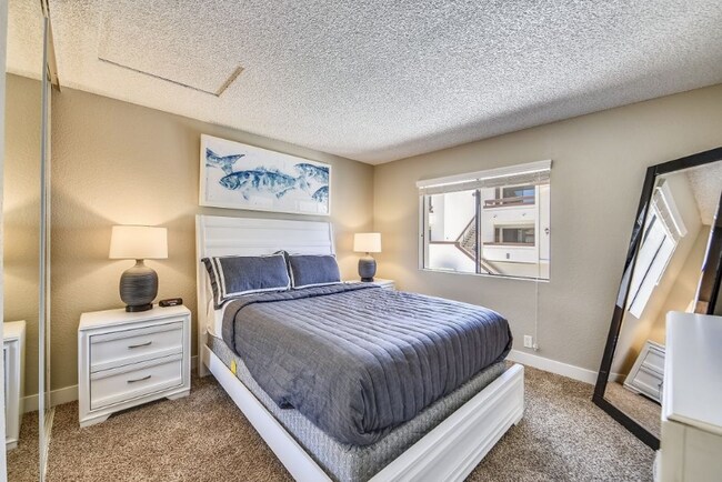 Foto del edificio - 5800 Woodway Dr