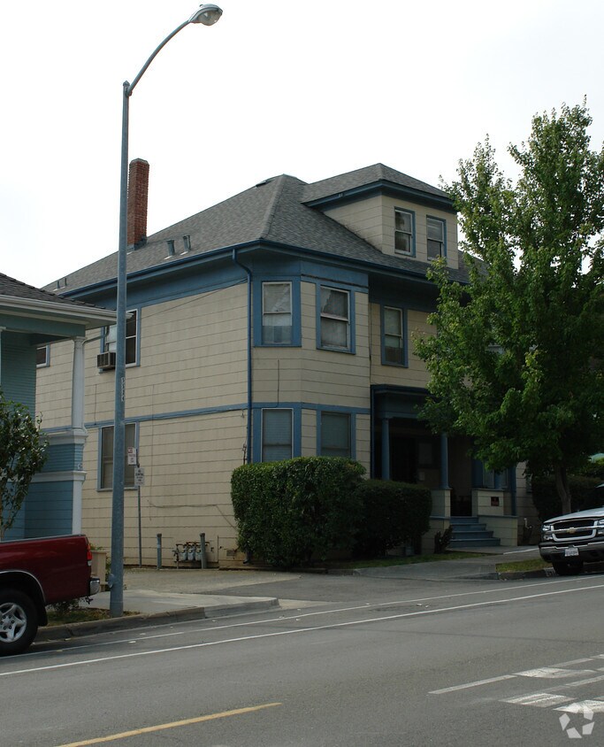 Foto del edificio - 1312-1314 Marin St