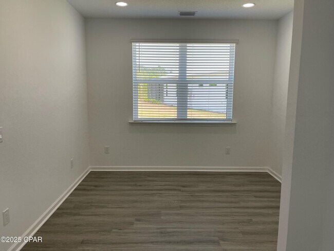Building Photo - 8409 Compass Rose Ct
